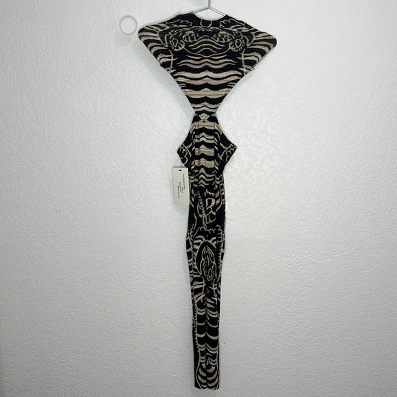 NWT Norma Kamali Chuck Catsuit in Warrior - Size XS Revolve - Picture 2 of 16